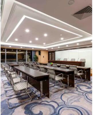 手机AV看片网站商用家具-會議家具