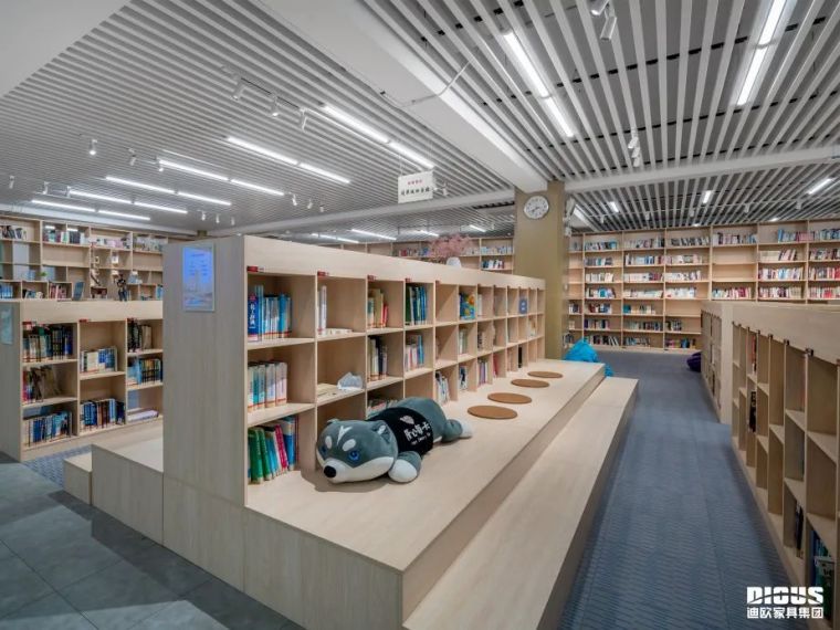 手机AV看片网站圖書館家具