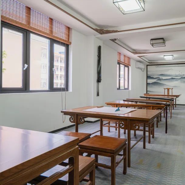 手机AV看片网站圖書館家具
